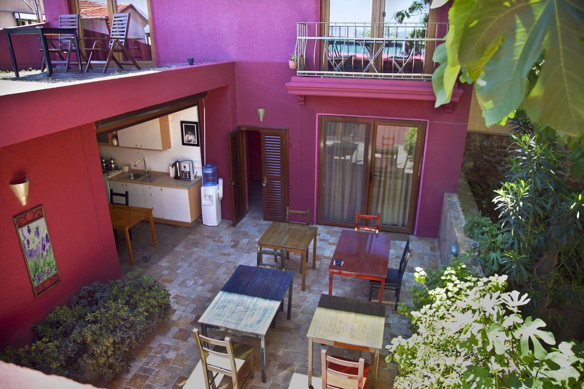 L'Isola Guesthouse (Adults Only) Heybeliada Exterior foto