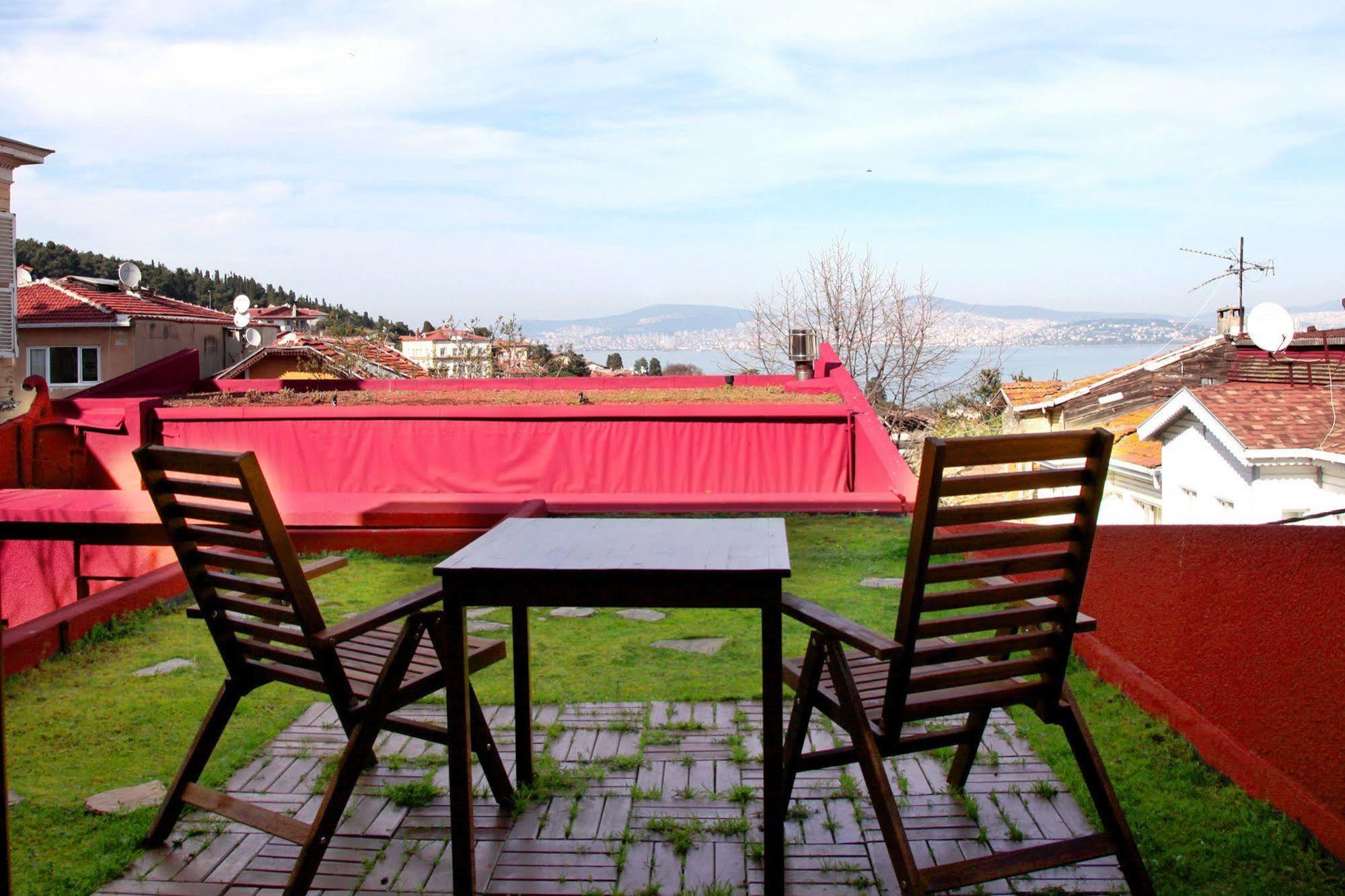 L'Isola Guesthouse (Adults Only) Heybeliada Exterior foto